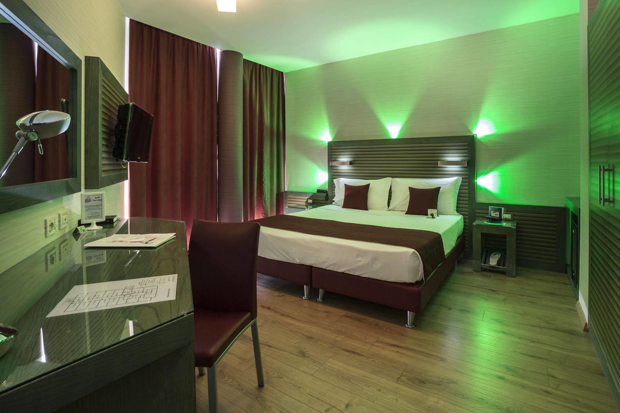 Best Western Ivrea Crystal Palace Банкетте Экстерьер фото