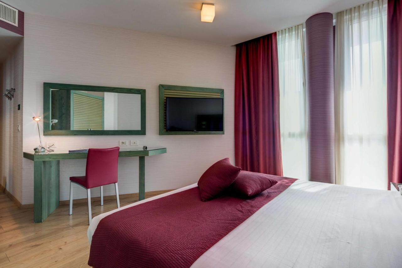Best Western Ivrea Crystal Palace Банкетте Экстерьер фото